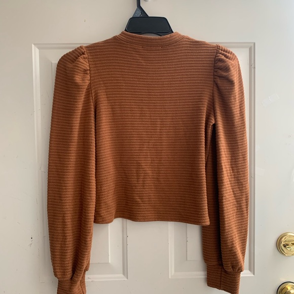 Lulu's Rust Ribbed Puff Sleeve Blouse - Picture 5 of 13